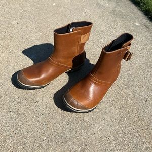 Sorel leather boot